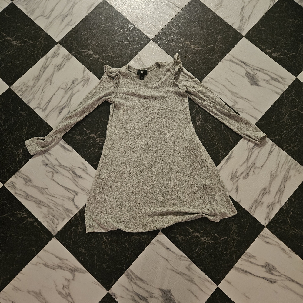 Iz Byer Heathered Gray Knit Top